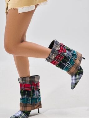 Azalea Wang Moore Green Multi Shirt Detail Booties Sz 10